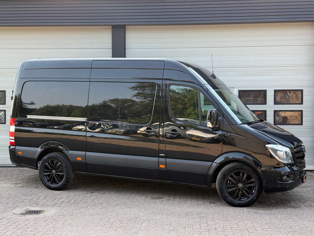 46990795-3.jpg